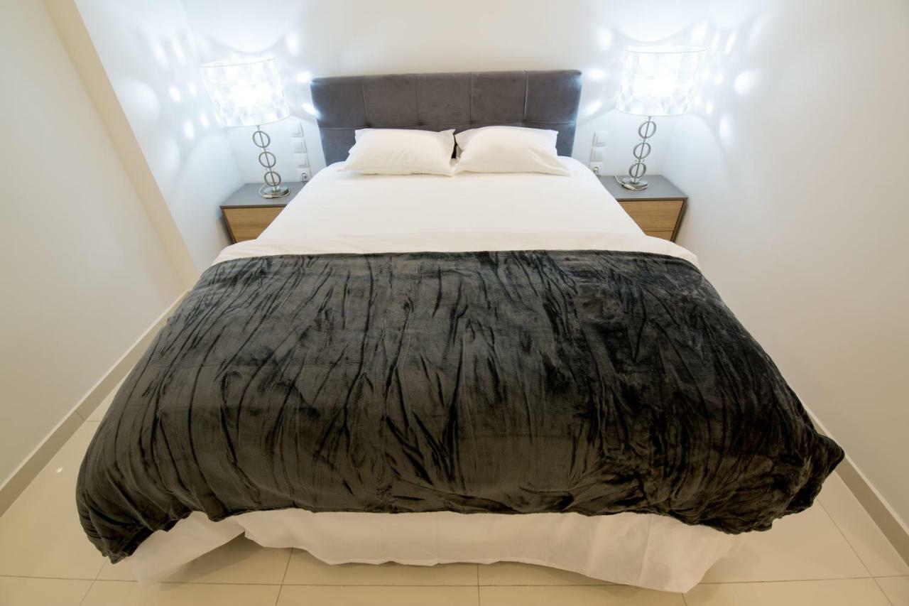 White Lux For 2 Vipgreece Apartment Athens