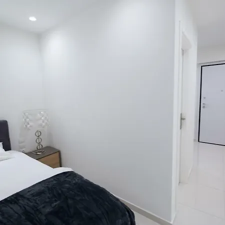 White Lux Apartment For 2 Vipgreece Athens Exterior photo