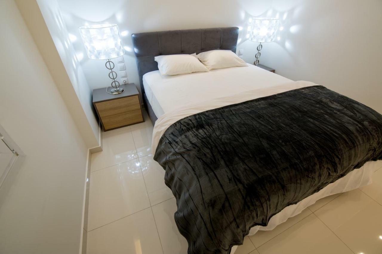 White Lux For 2 Vipgreece Apartmán Atény